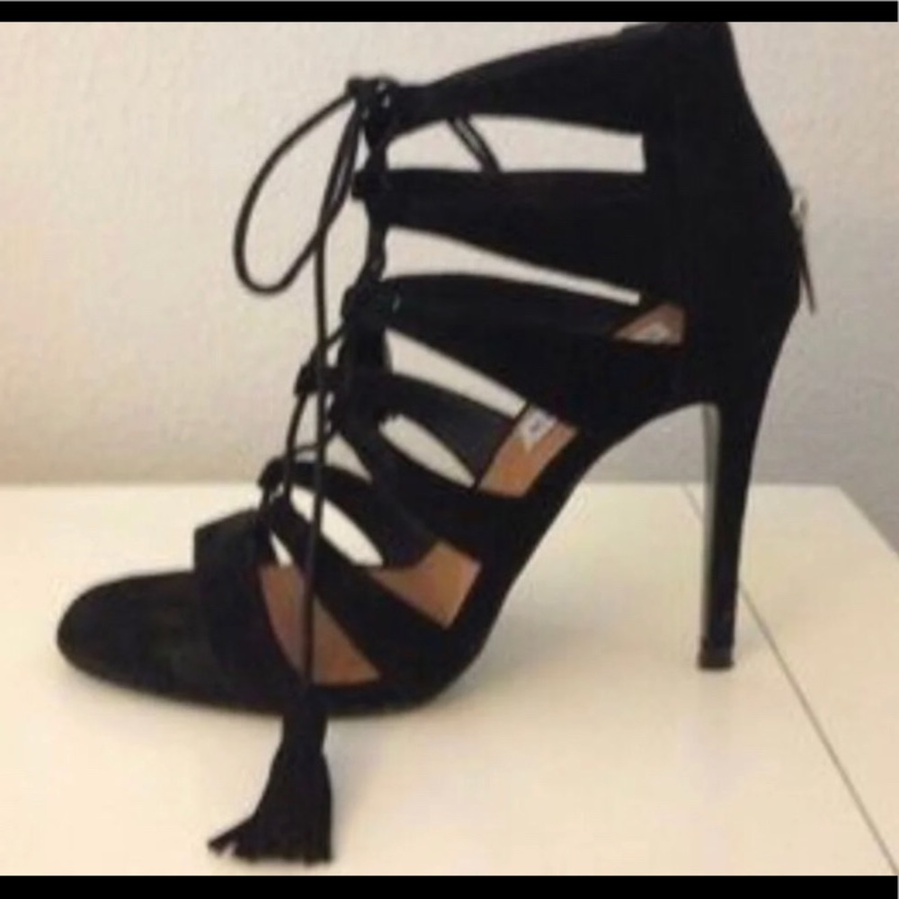 Steve Madden Suede heels